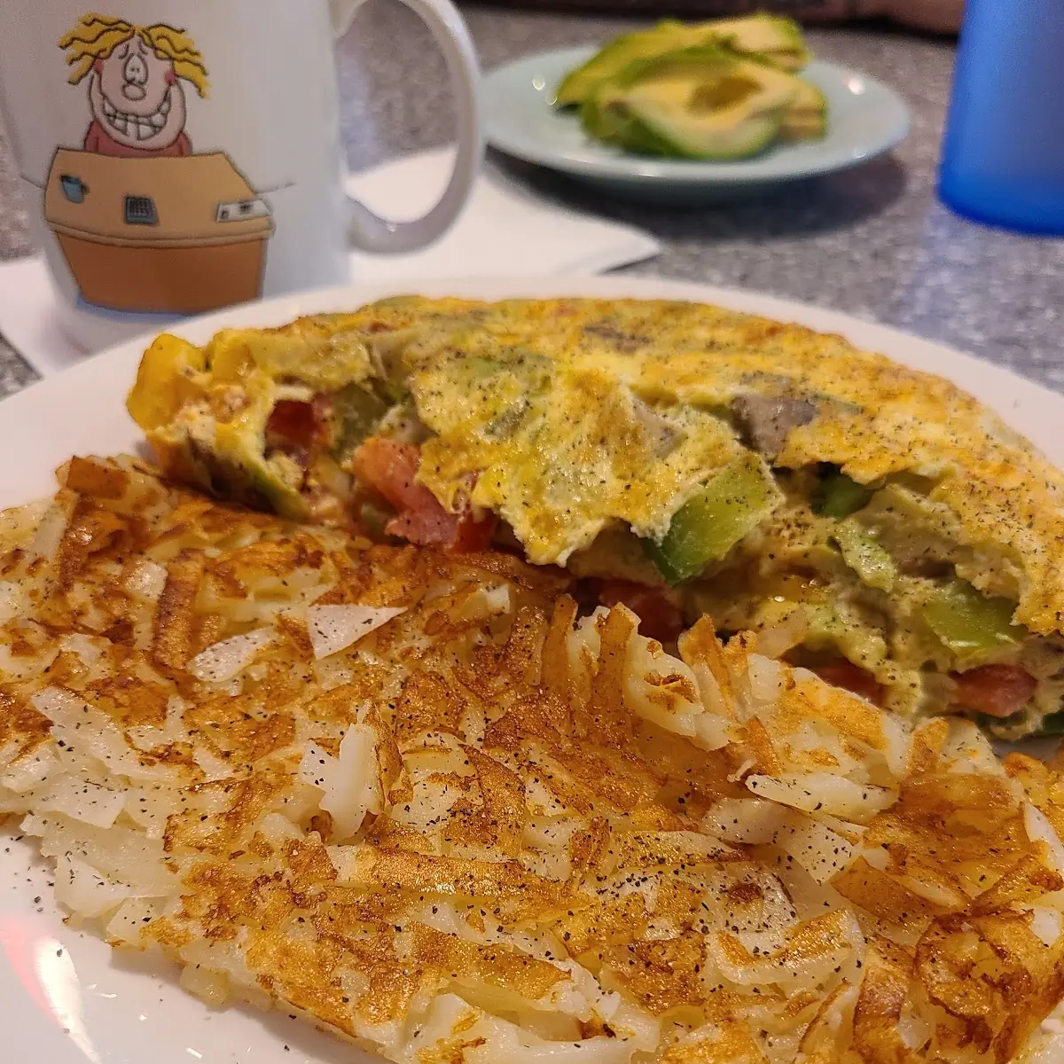 Veggie Omelet with Hashbrowns