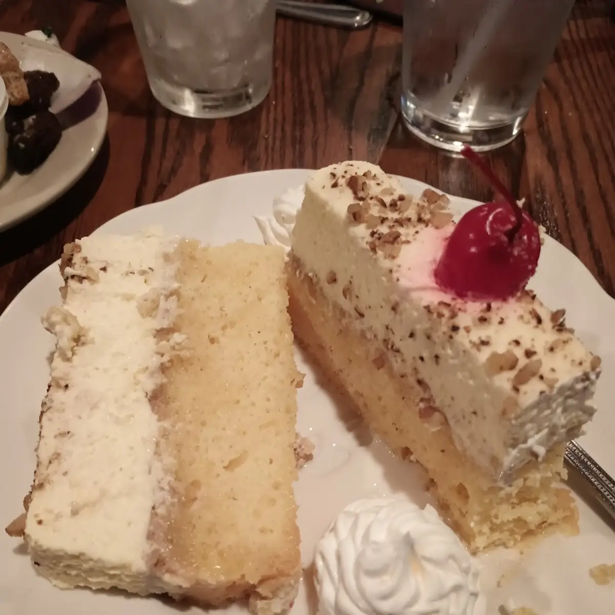 Bee Sting Cake