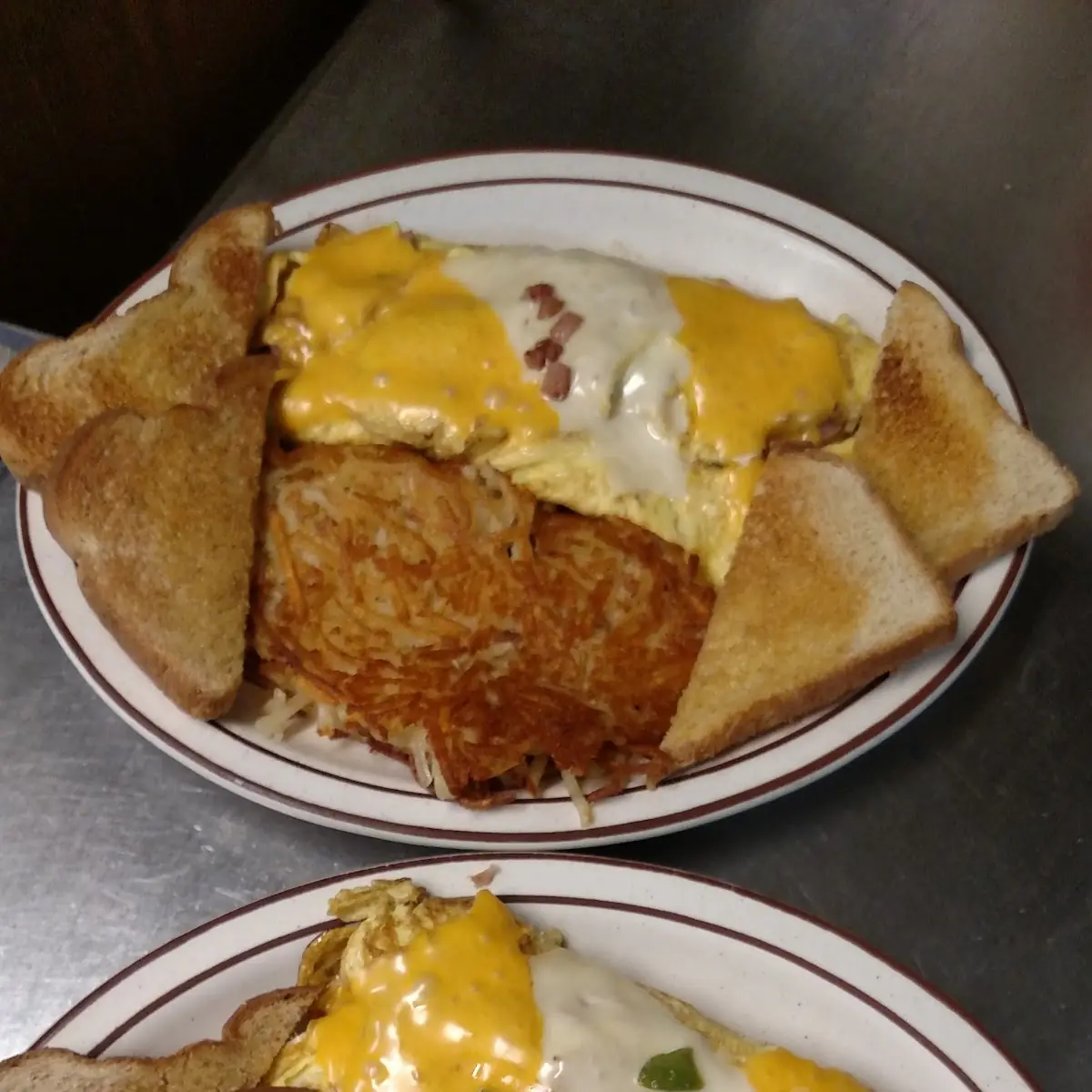 Kyote's Omelette with Hash Browns