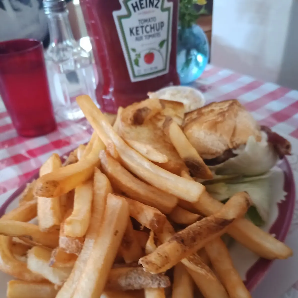 49th Parallel Burger, 45th Parallel Motel & Restaurant