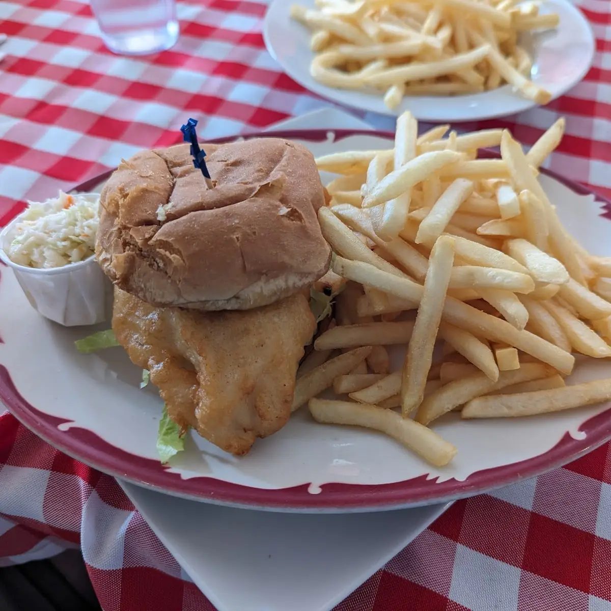 Highlights, 45th Parallel Motel & Restaurant