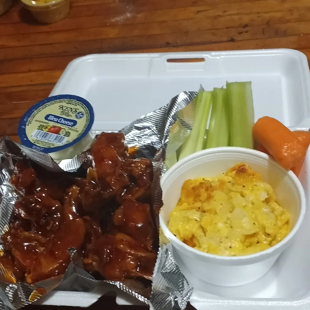 lbs Wings