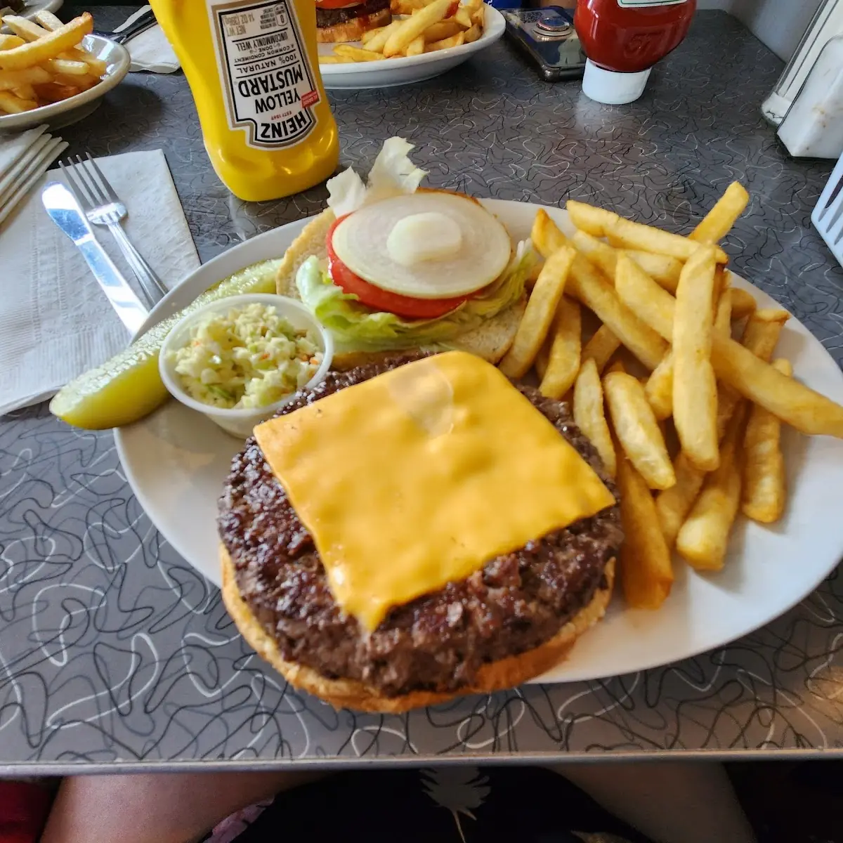 Cheddar Cheeseburger Deluxe
