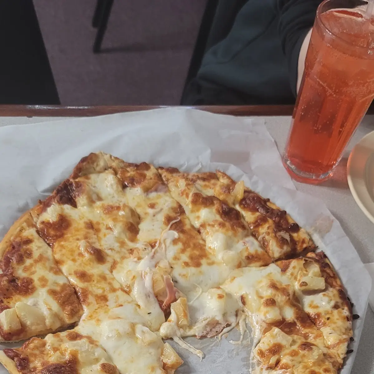 Hawaiian Pizza