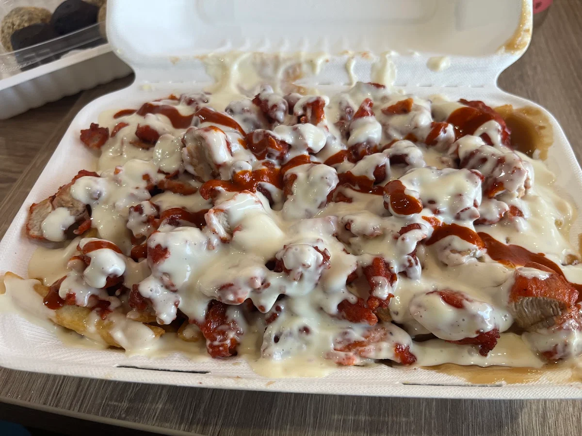 Fried Chicken Shawarma Poutine