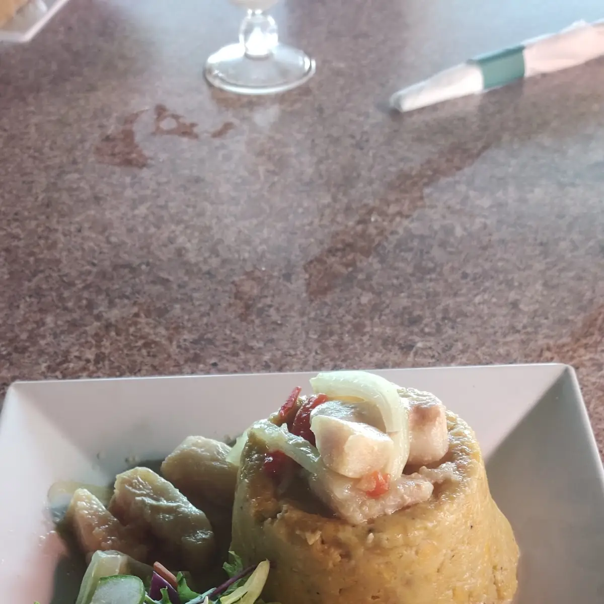 Mofongo Relleno De Pescado