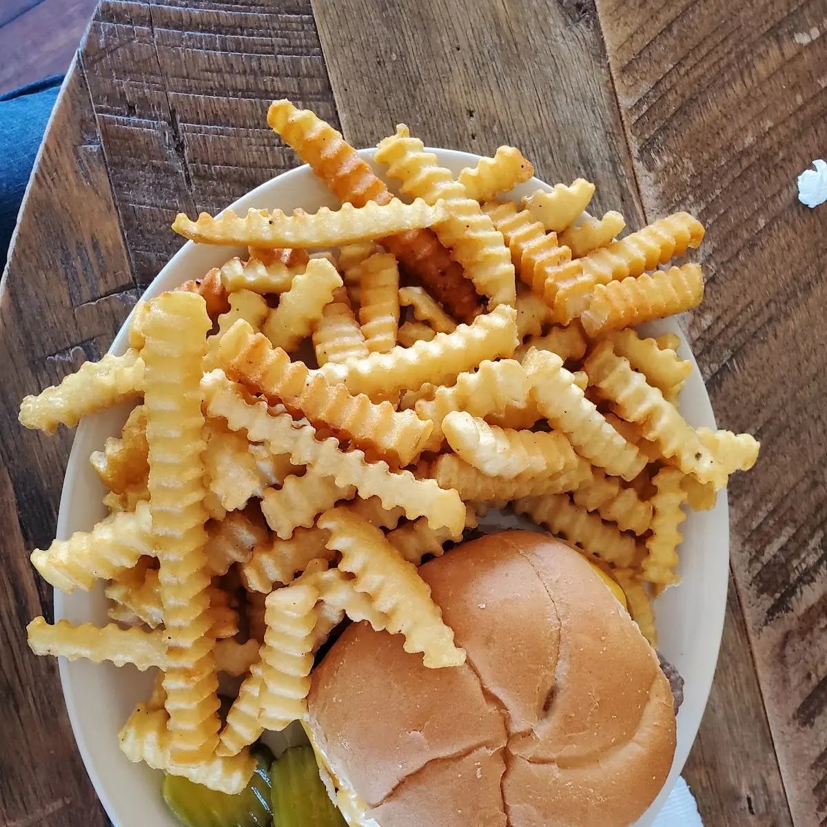 Bacon Cheeseburger with French Fries