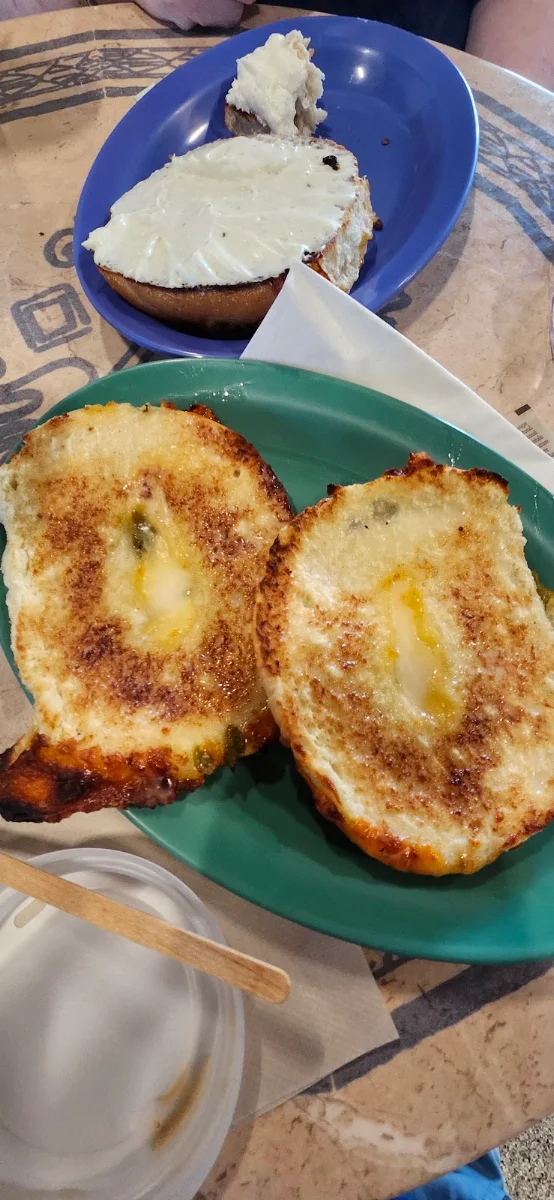N Cheese Bagel