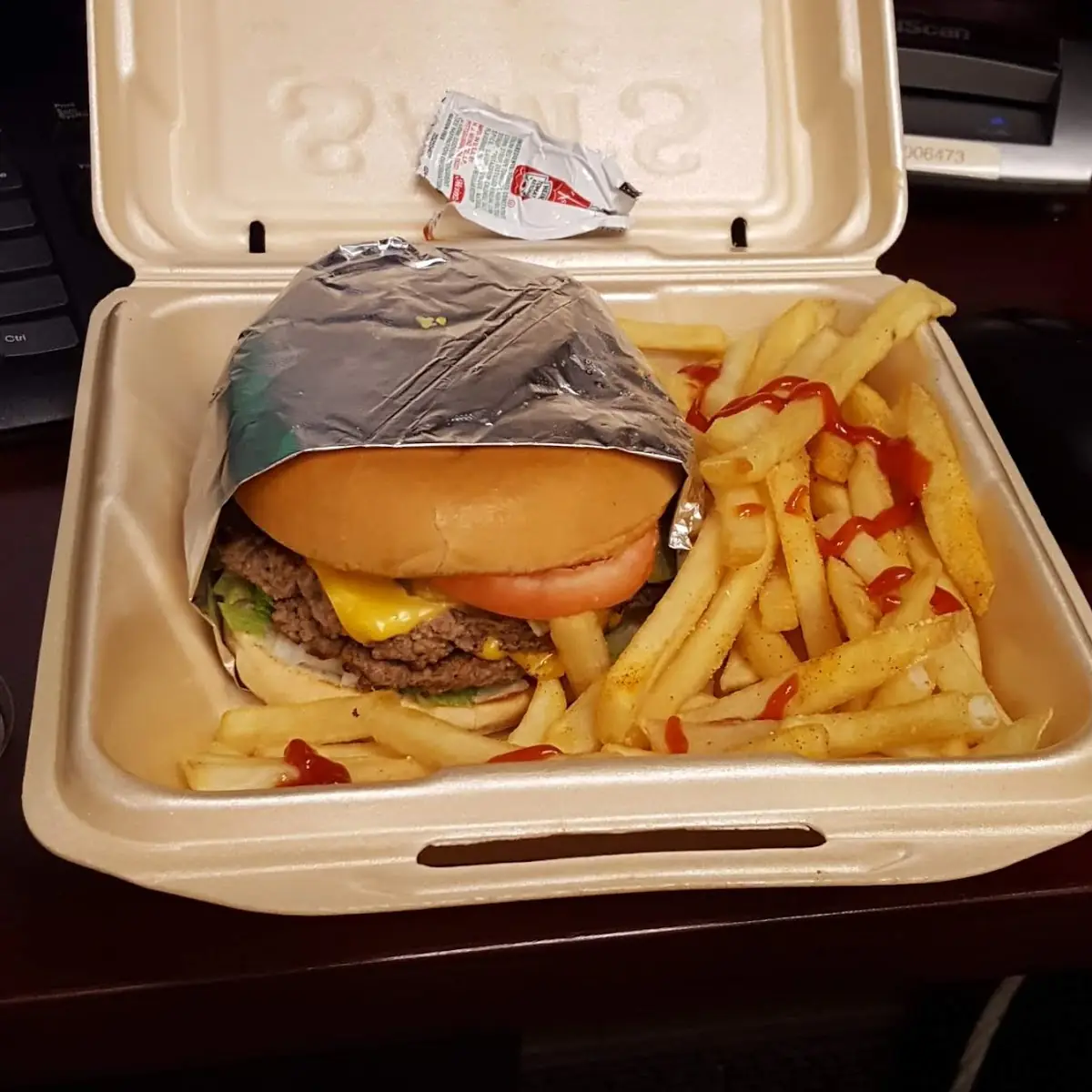 Double Cheeseburger with Frys