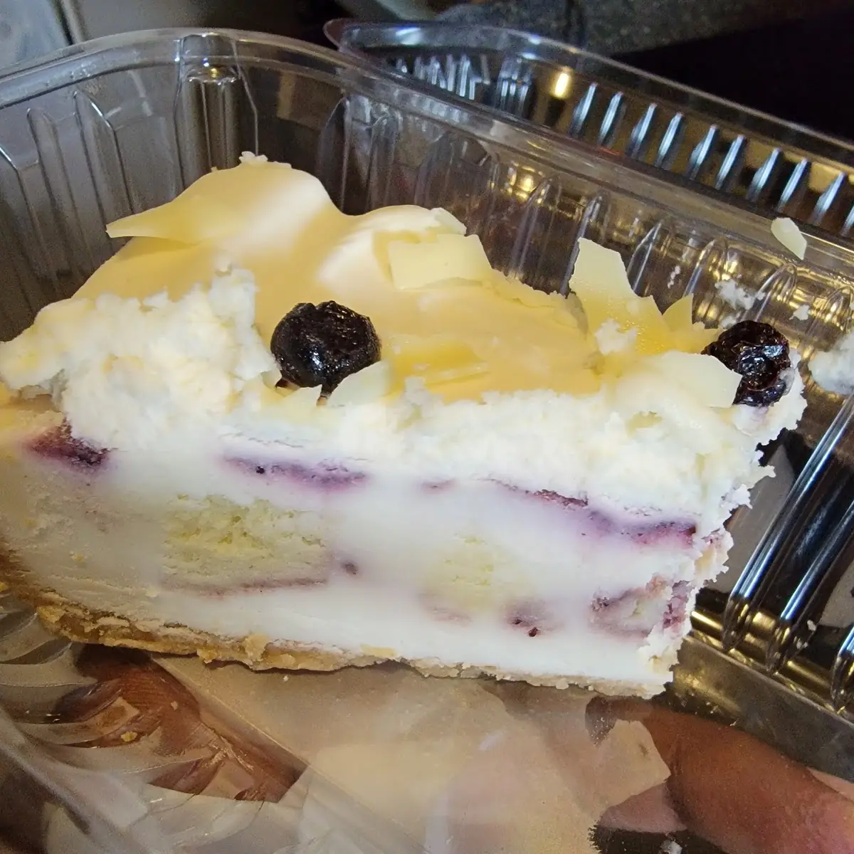 Blueberry Cobbler Cheesecake