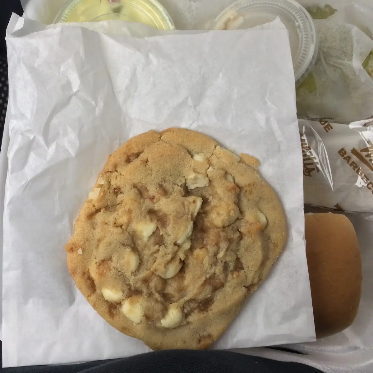 Macadamia Nut Cookie