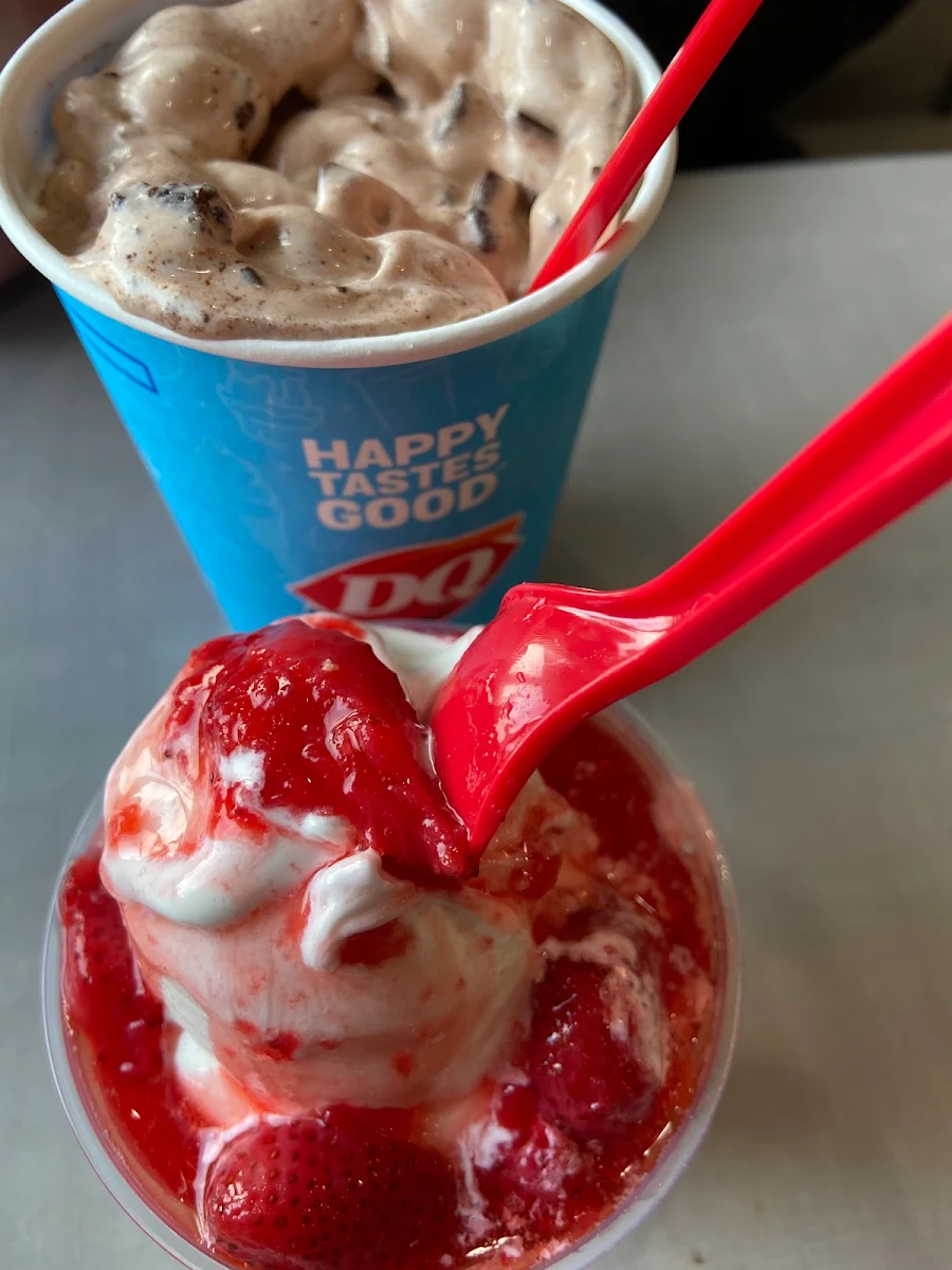 Oreo Blizzard, Dairy Queen Grill & Chill