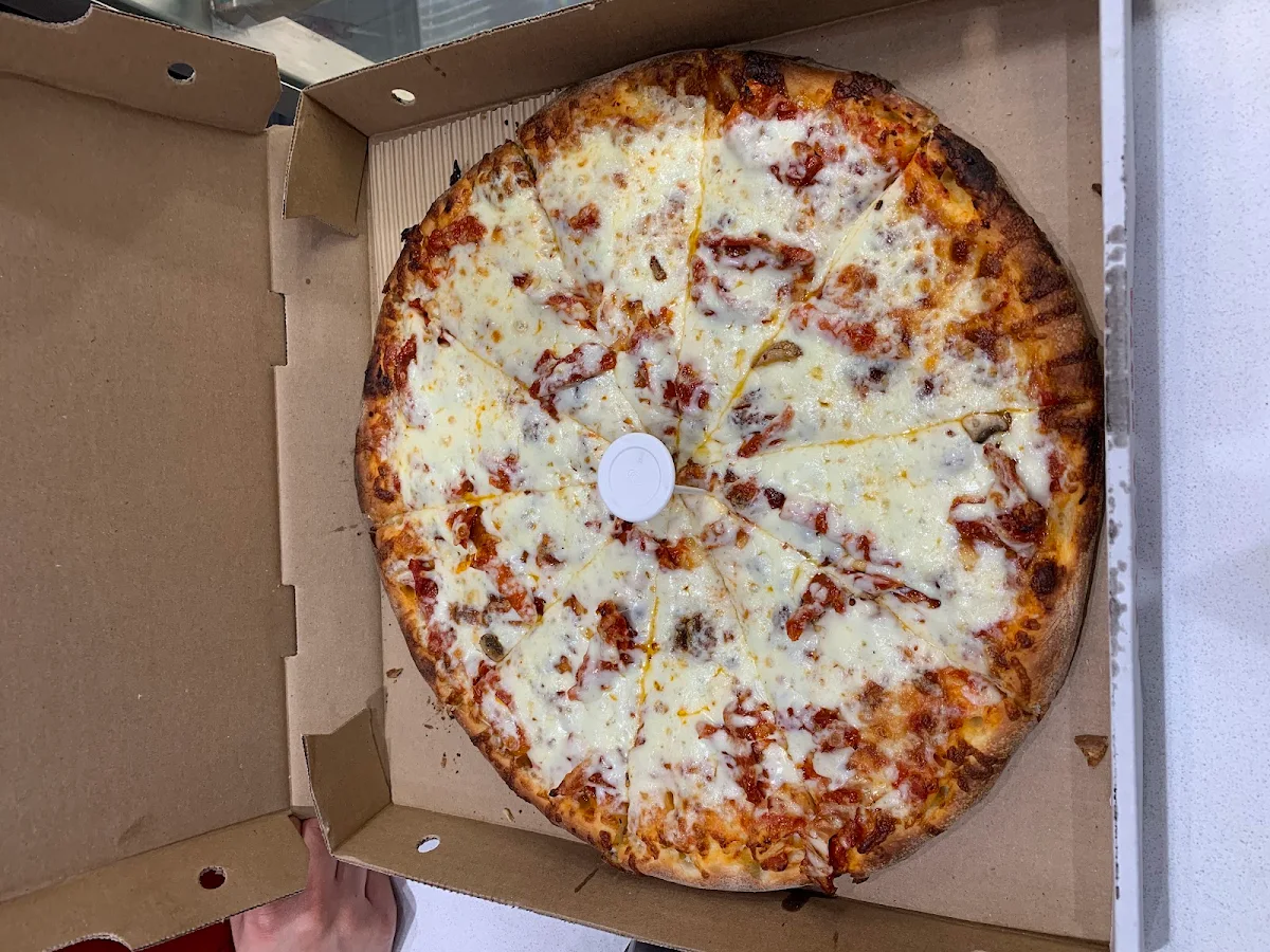 Extra Cheese, Pizza Nova