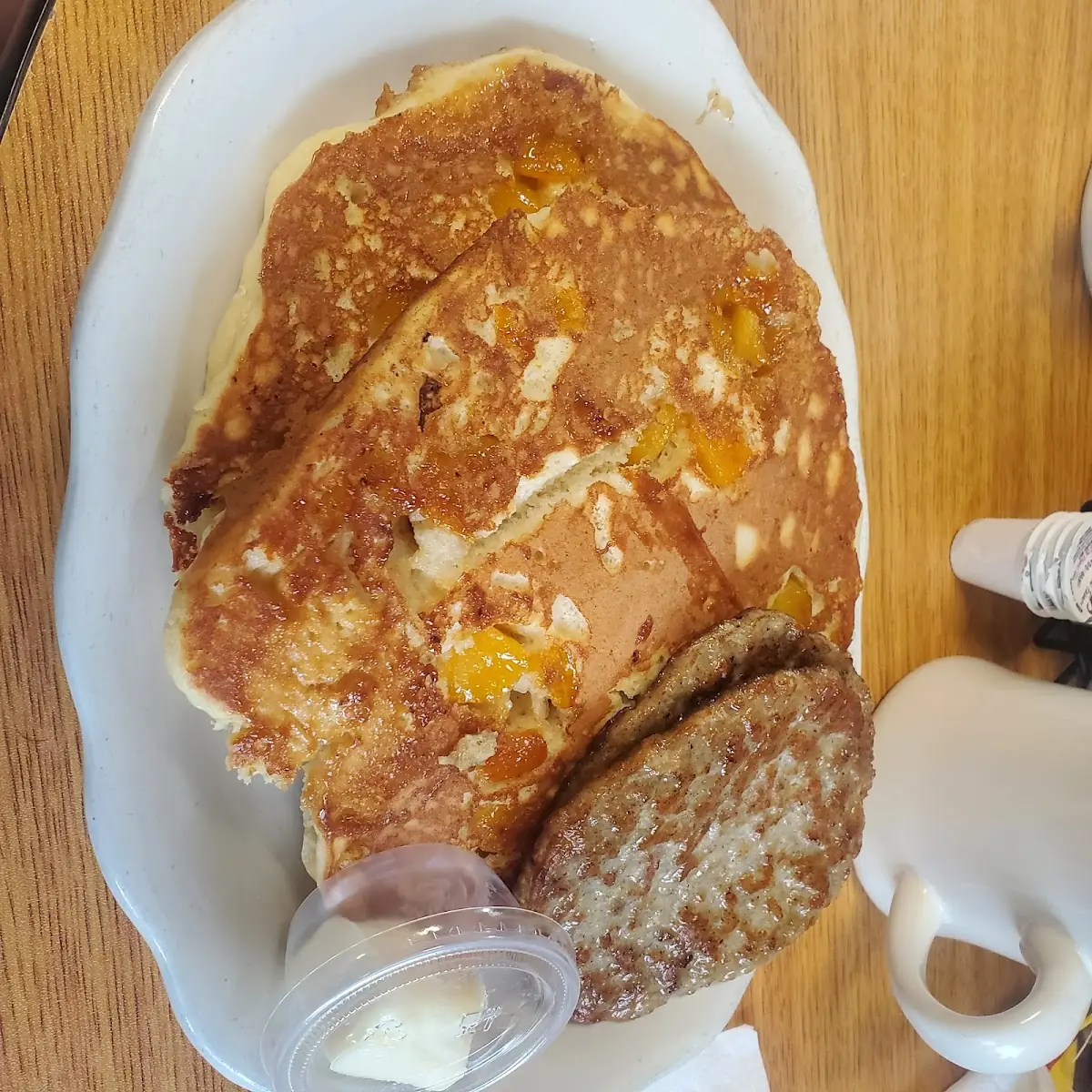 Peach Cobbler Pancakes