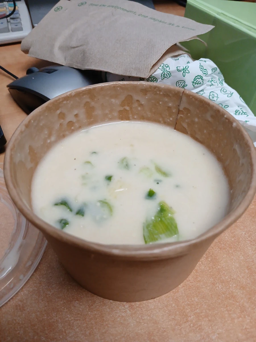 Caulii & White Cheddar Soup