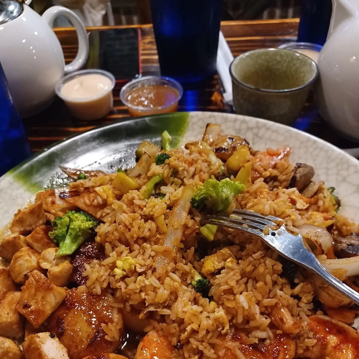 Triple Combination Scallops Shrimp and Chicken