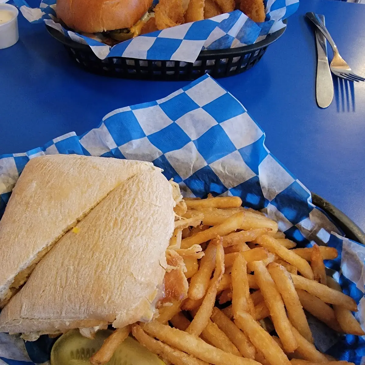 Breakwall Fish Sandwich