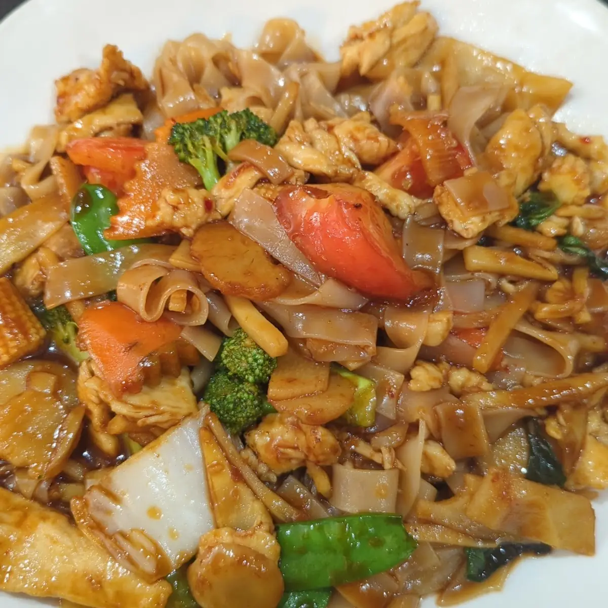 Drunken Noodle with Chicken