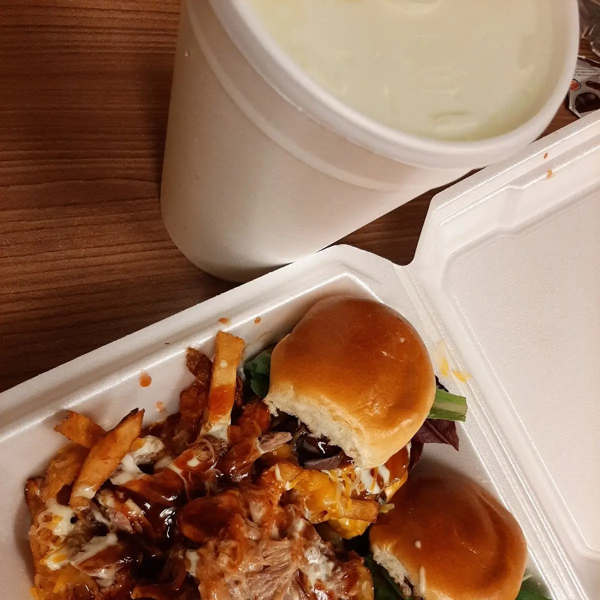 Baby Got Mac Griller with Pulled Pork