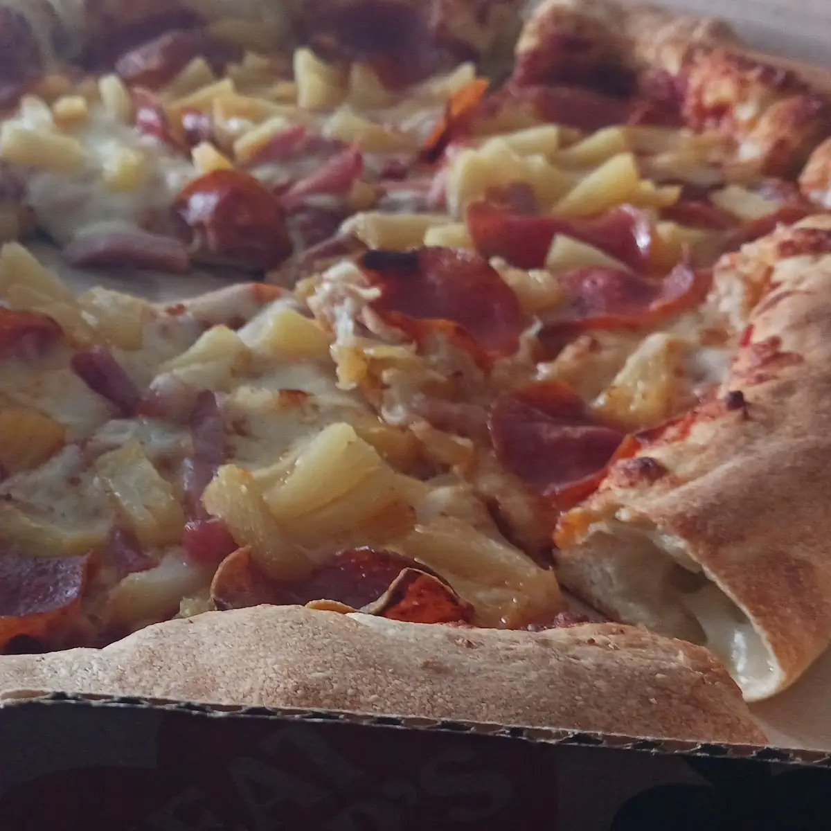 Personal Pepperoni Pizza Pineapple