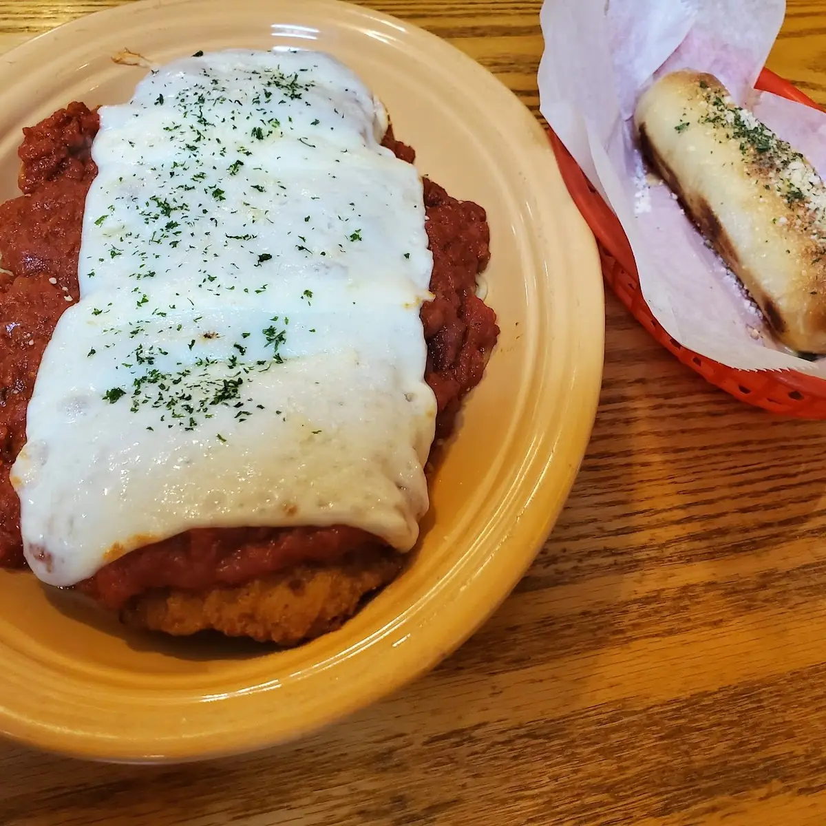 Veal Parmesan & Spaghetti