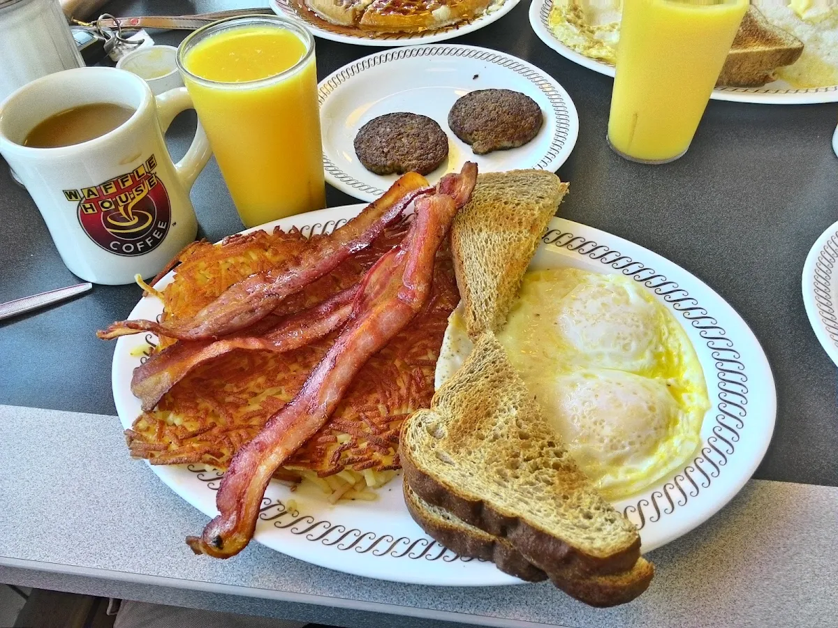 Bacon Eggs Hashbrow