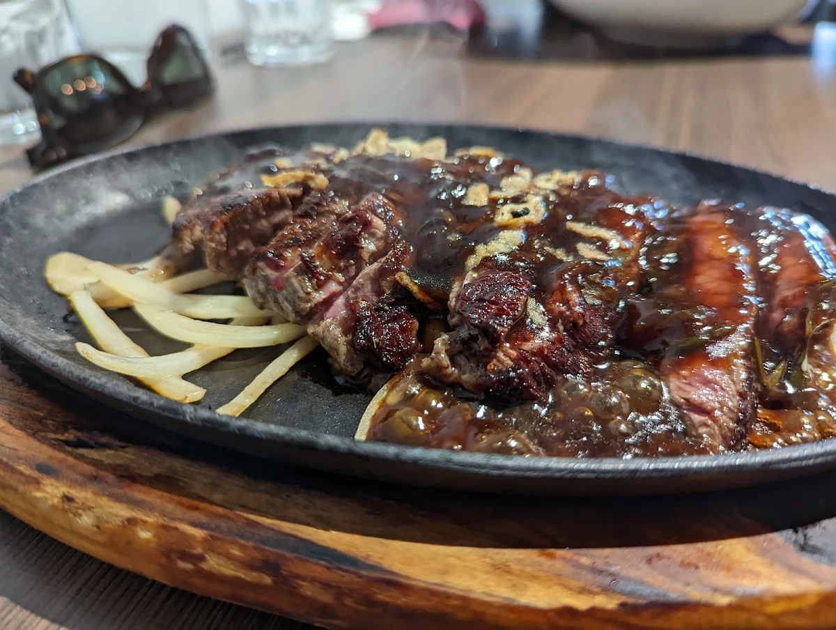 Sizzling Beef Hot Plate, Ngon Brisbane