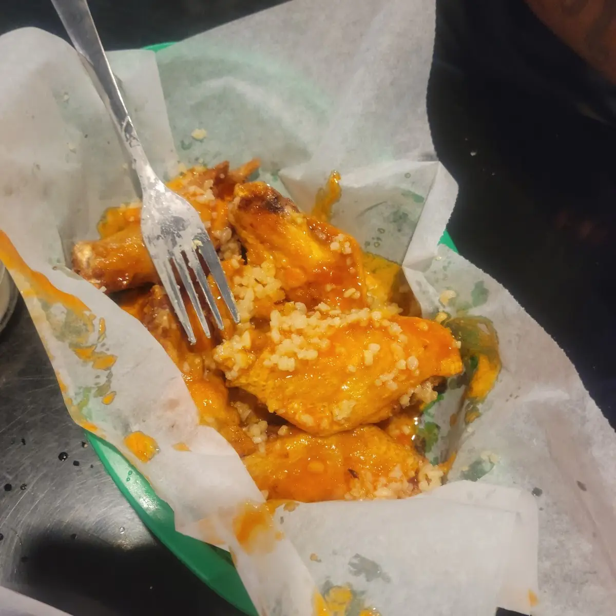 Medium Garlic Wings