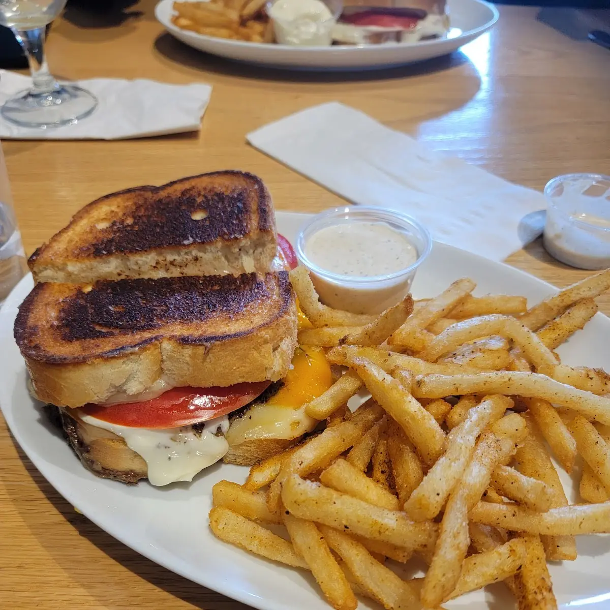 Kids Grilled Cheese & Fries
