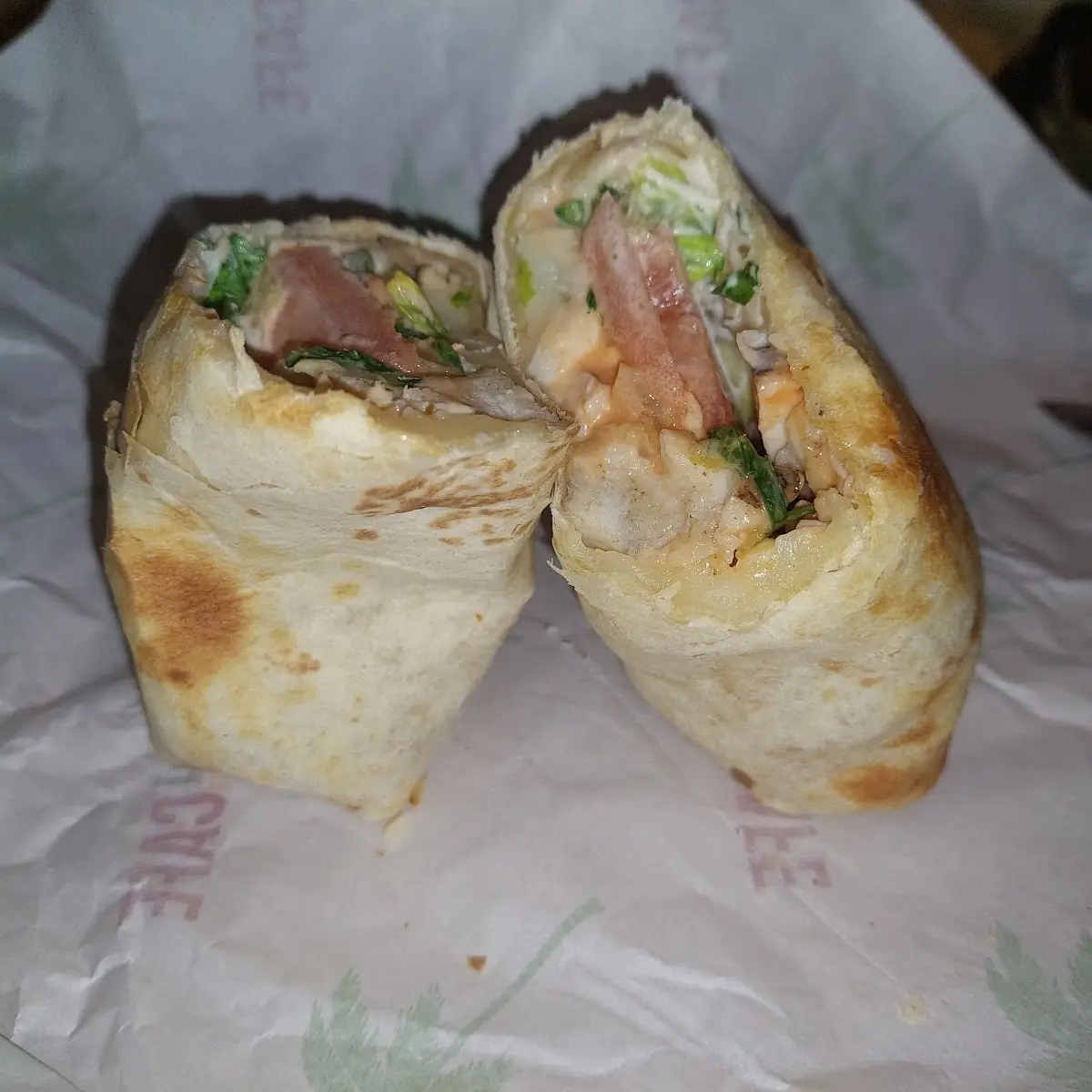 Buffalo Chicken Wrap w Chips