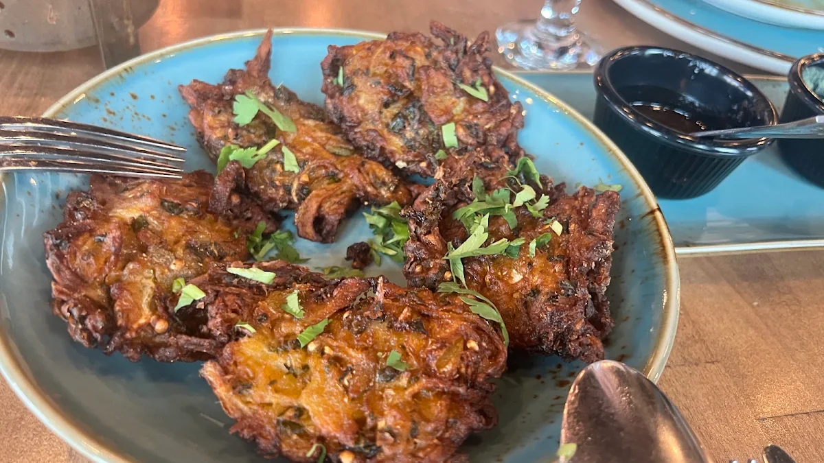 Oignons Bhajia Onion Bhajia, Sahib Indian Bistro - DORVAL: Dine-In & Take-Out