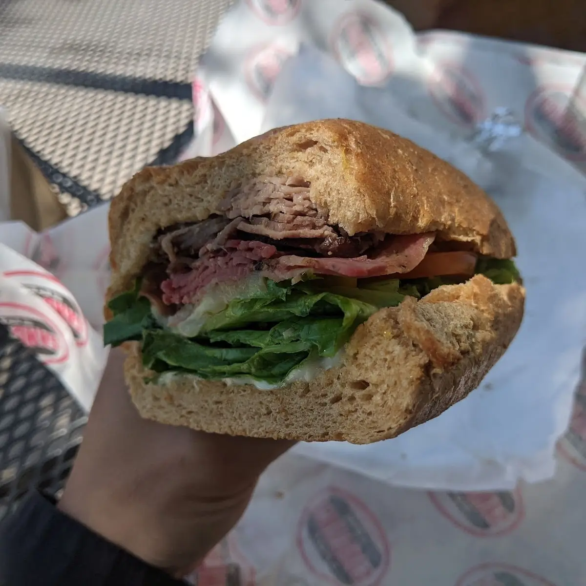 Roast Beef Sandwich 399 Cal