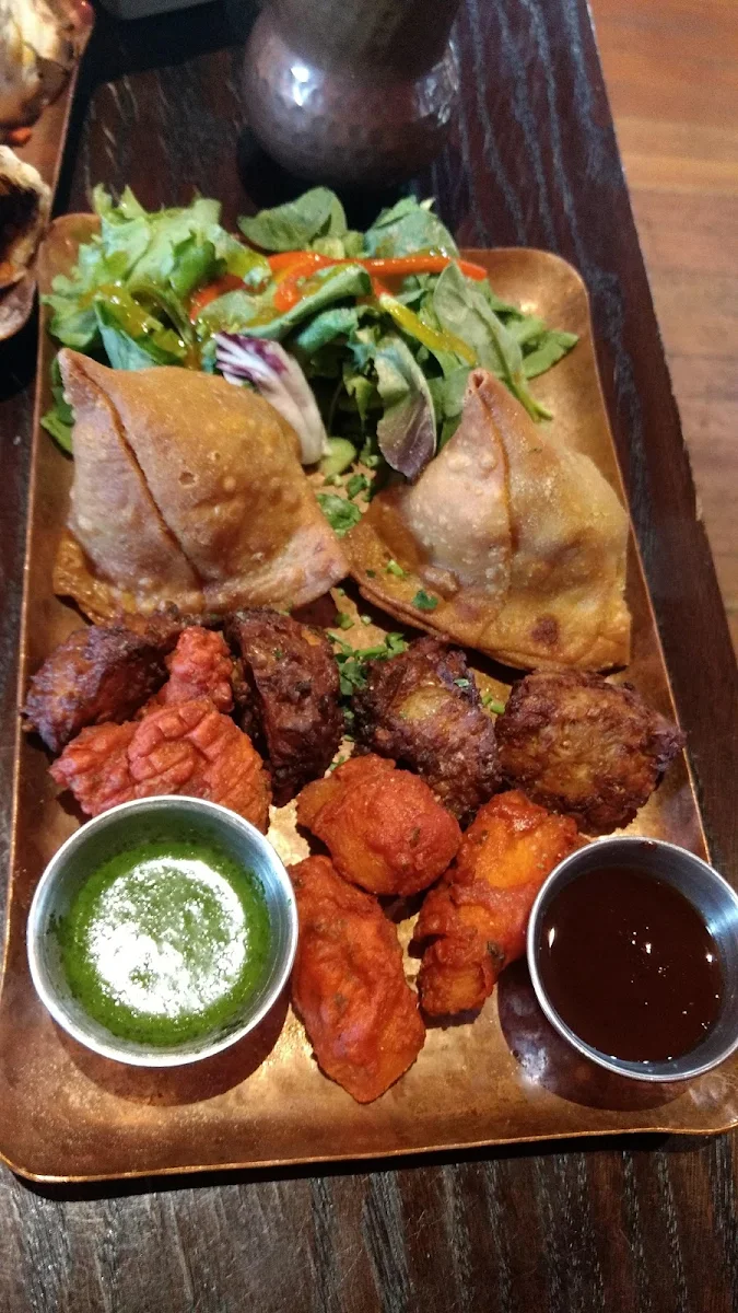 Paneer Chicken with Veggie Paneer and Samosas, Royal Zayka