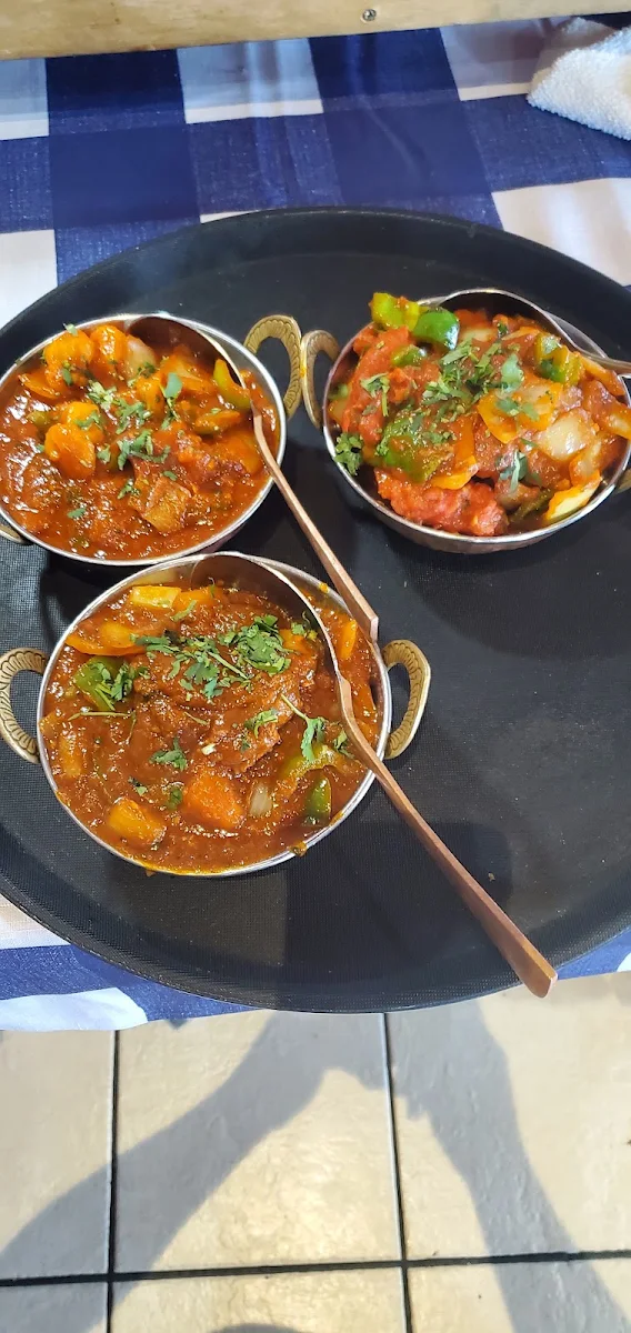 Vindaloo Zesty, Royal Zayka