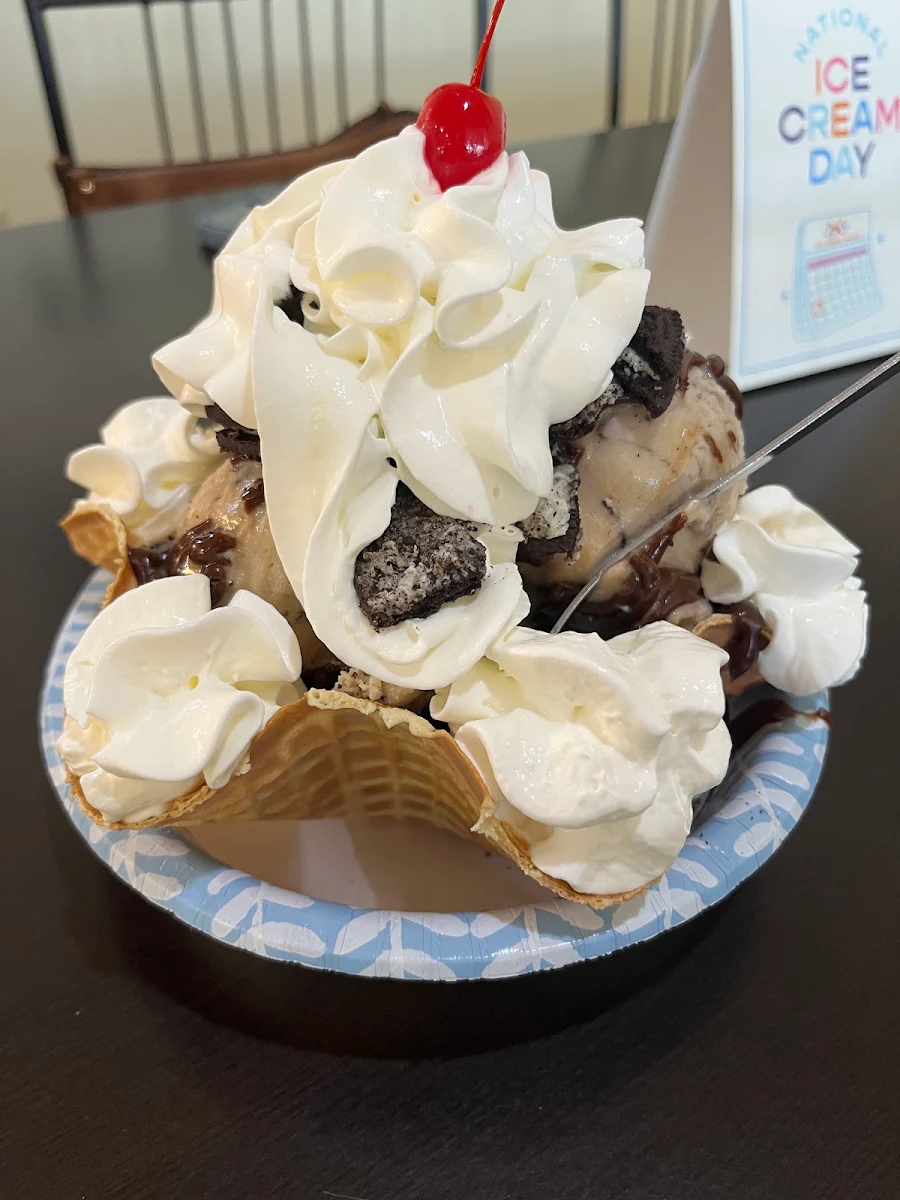 Cookie Monster Sundae