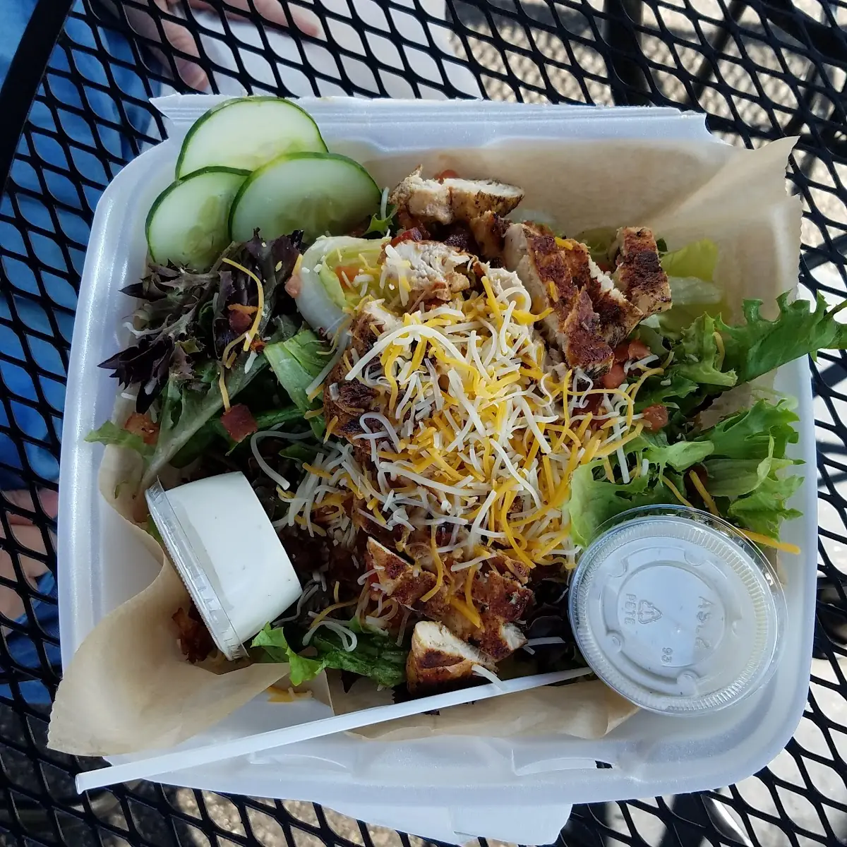 Grilled Chicken Salad with Ranch