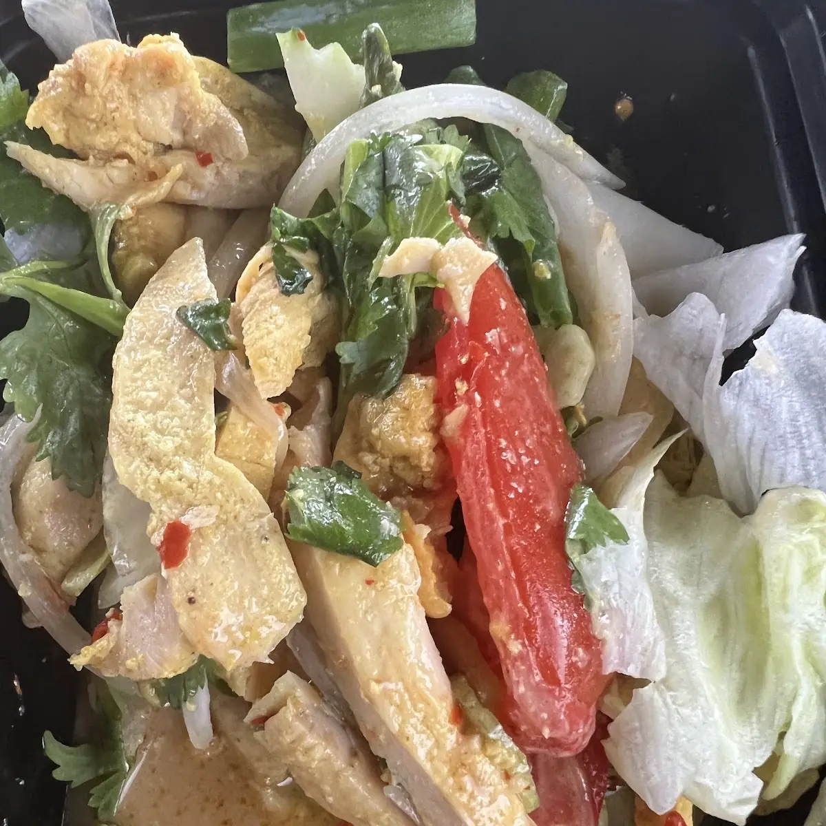 Grilled Chicken Peanut Salad