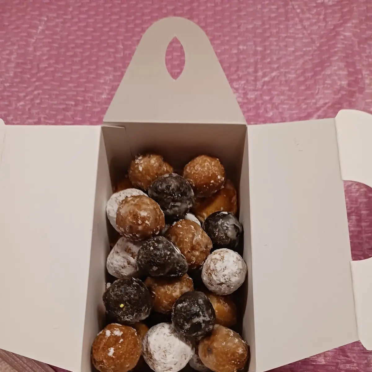 Munchkins Donut Hole Treats
