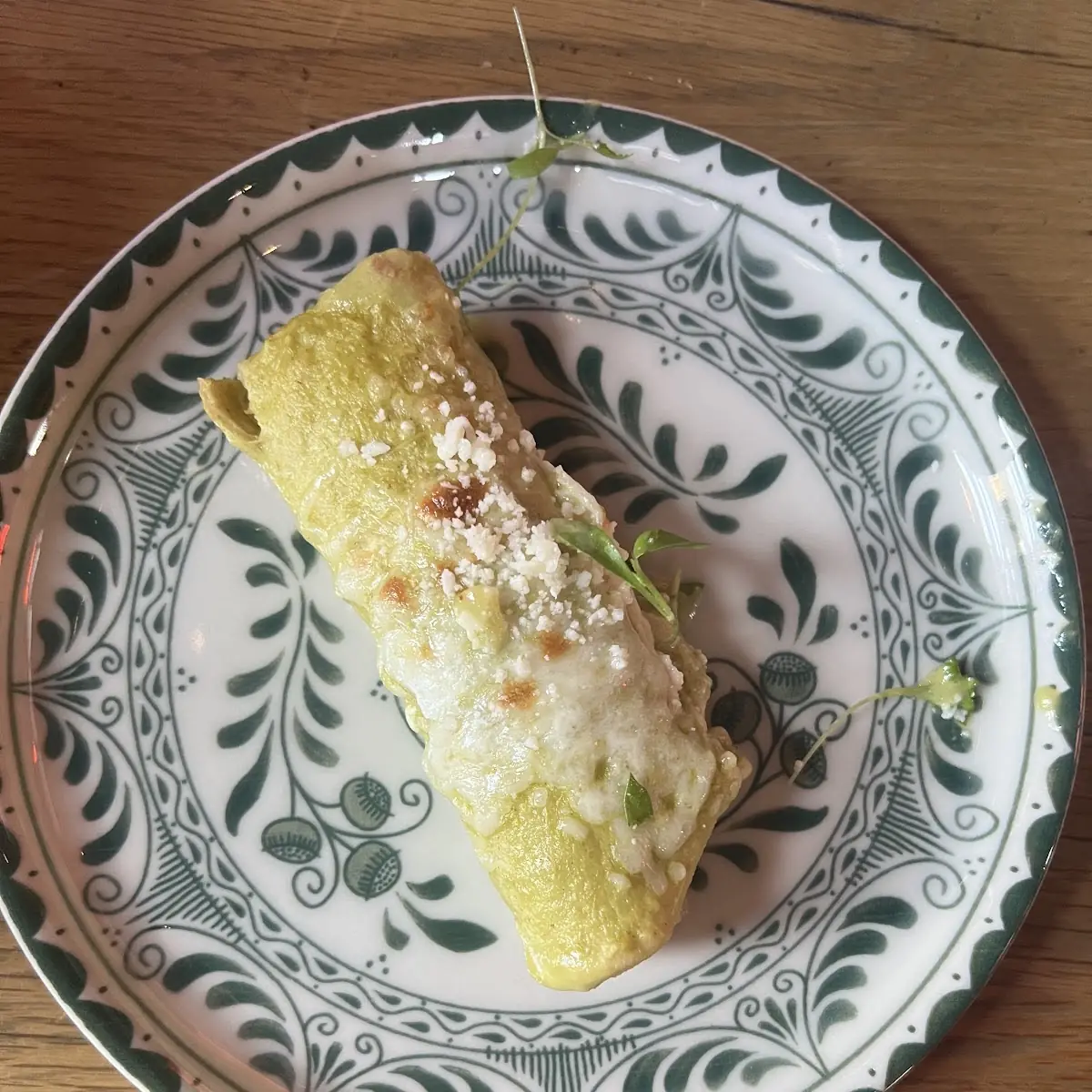 Enchiladas de Pollo En Salsa Verde