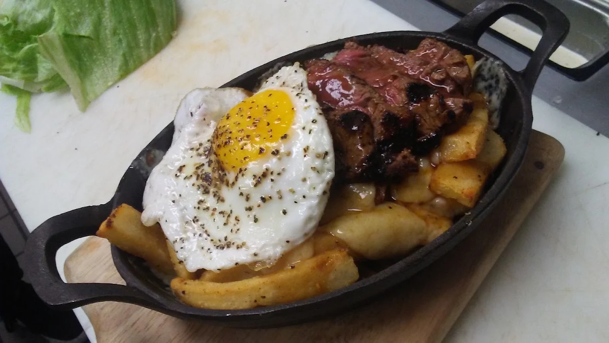 Steak & Egg Poutine