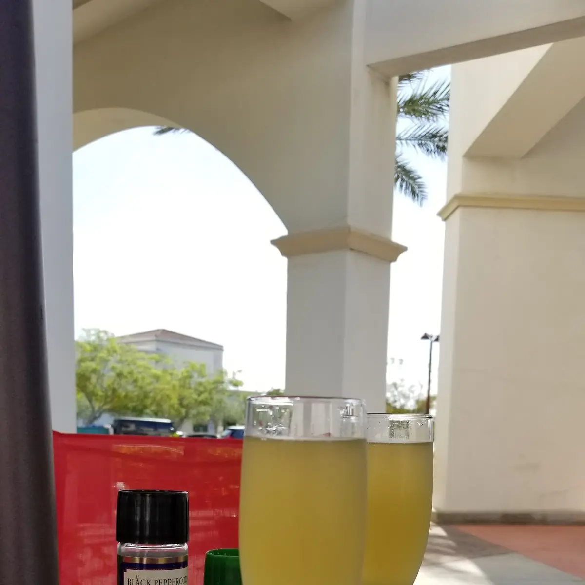 HH Bottomless Mimosas