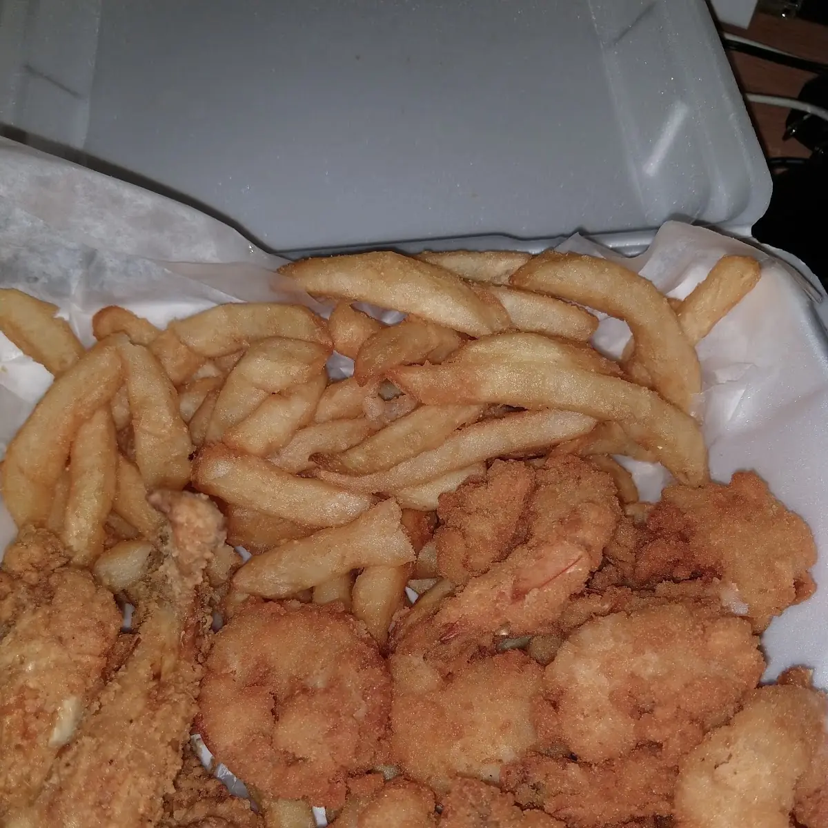 Fried Shrimp Combo with Chicken Wings