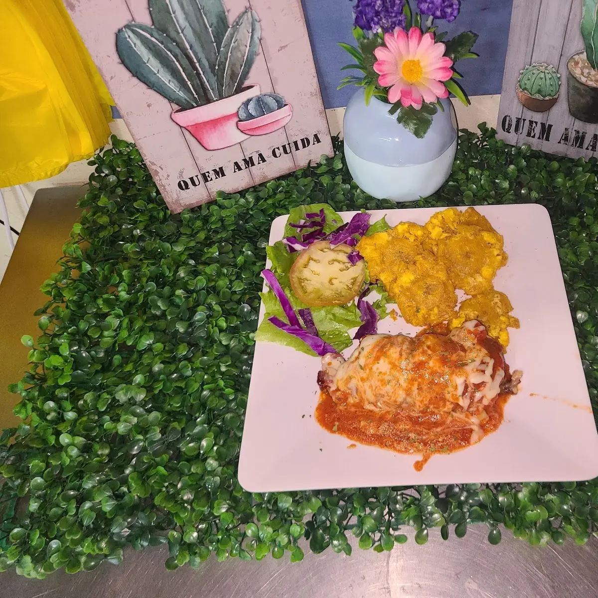 Pechuga Rellena A la Milanesa