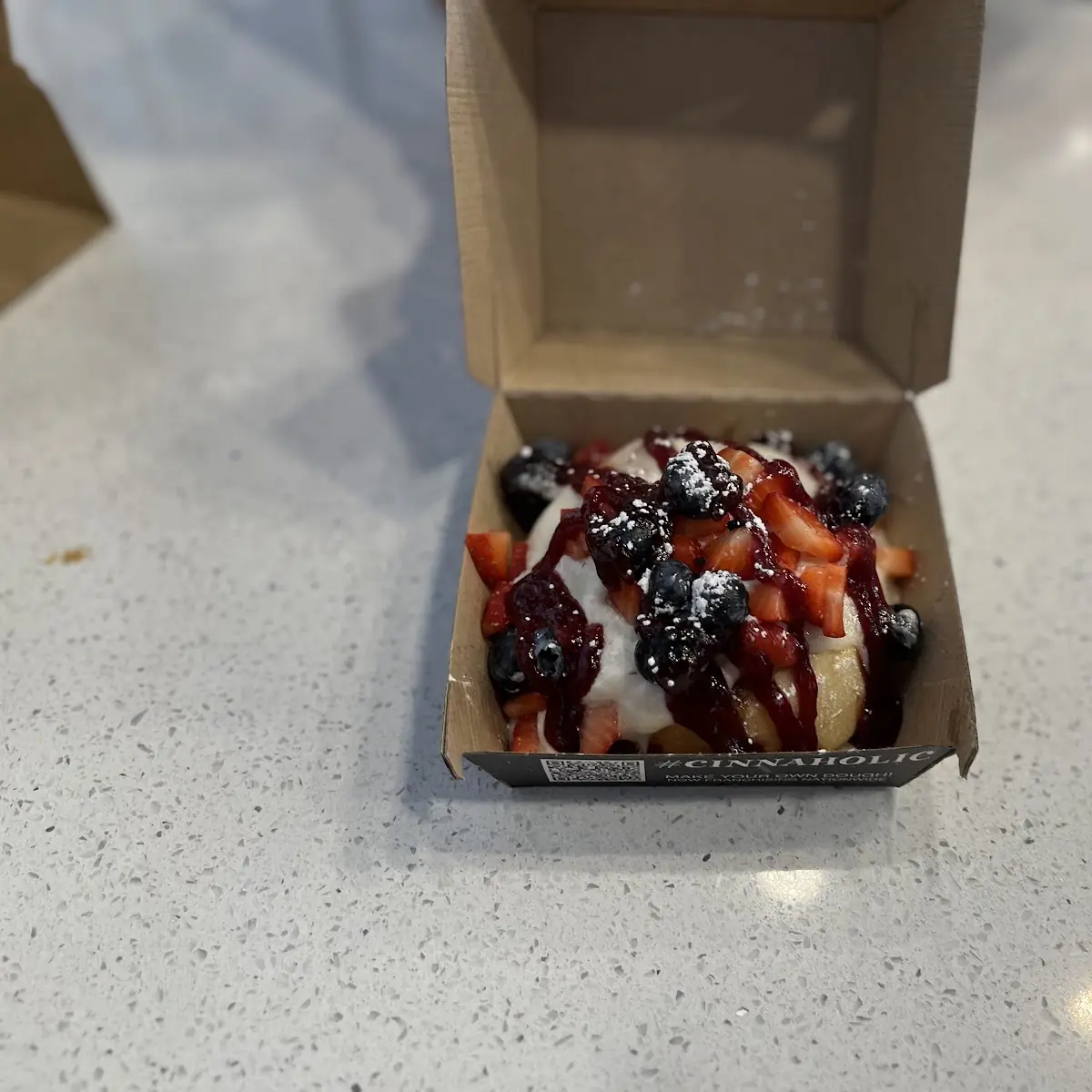 Cinnaholic Gift Box