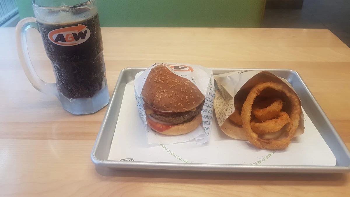 Teen Burger with Onion Rings