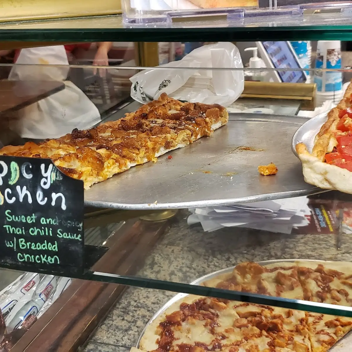 Spicy Chicken Pizza