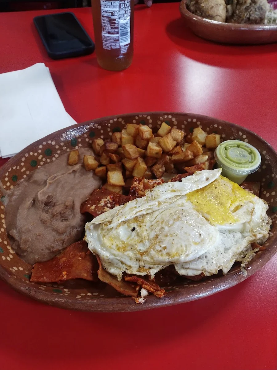 Chilaquiles Divorciados