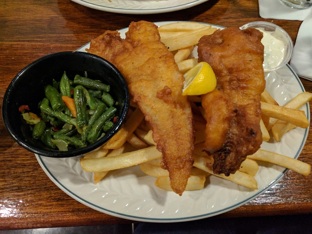 Tavern Battered Cod Platter with Green Beans