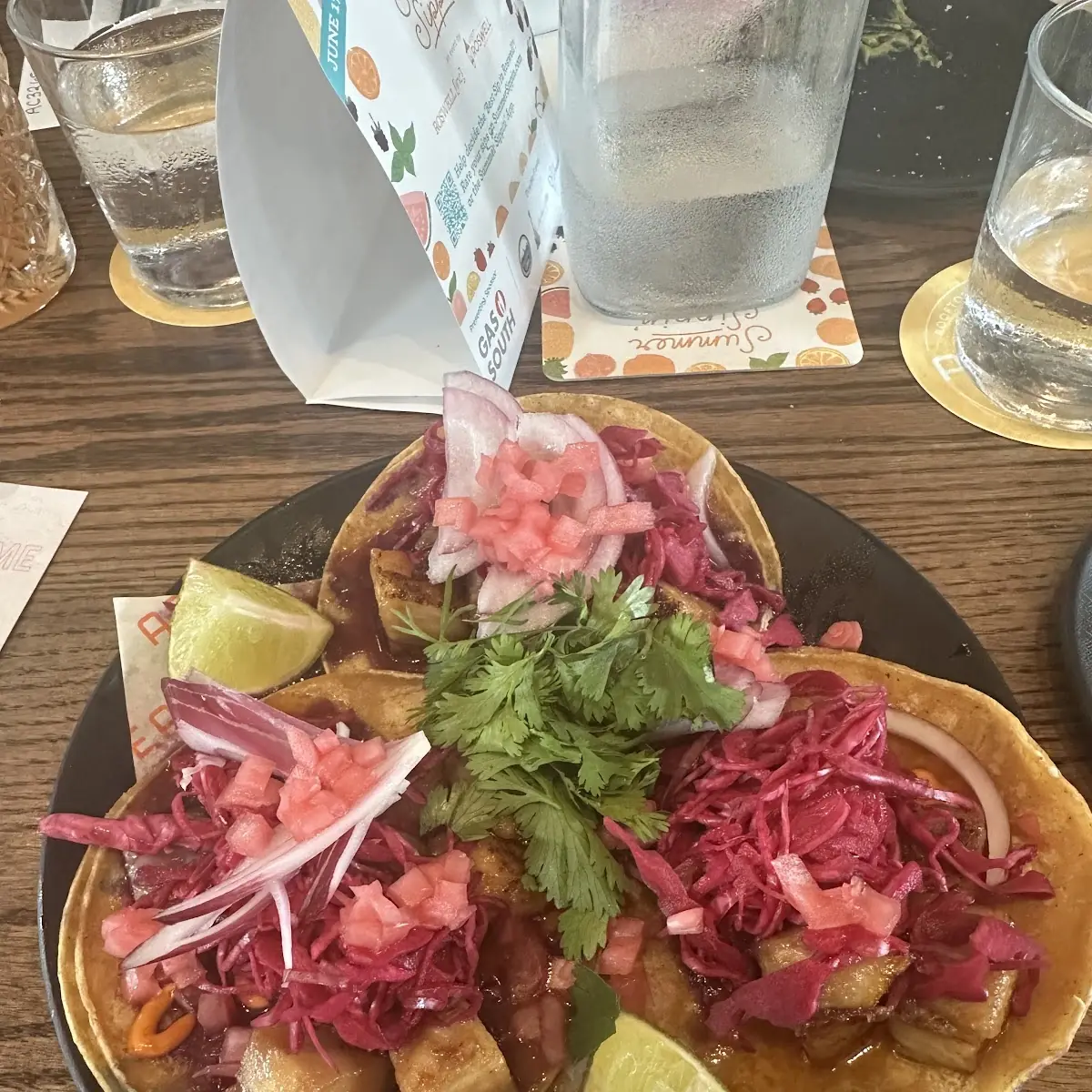 Tostada de Ahi Tuna