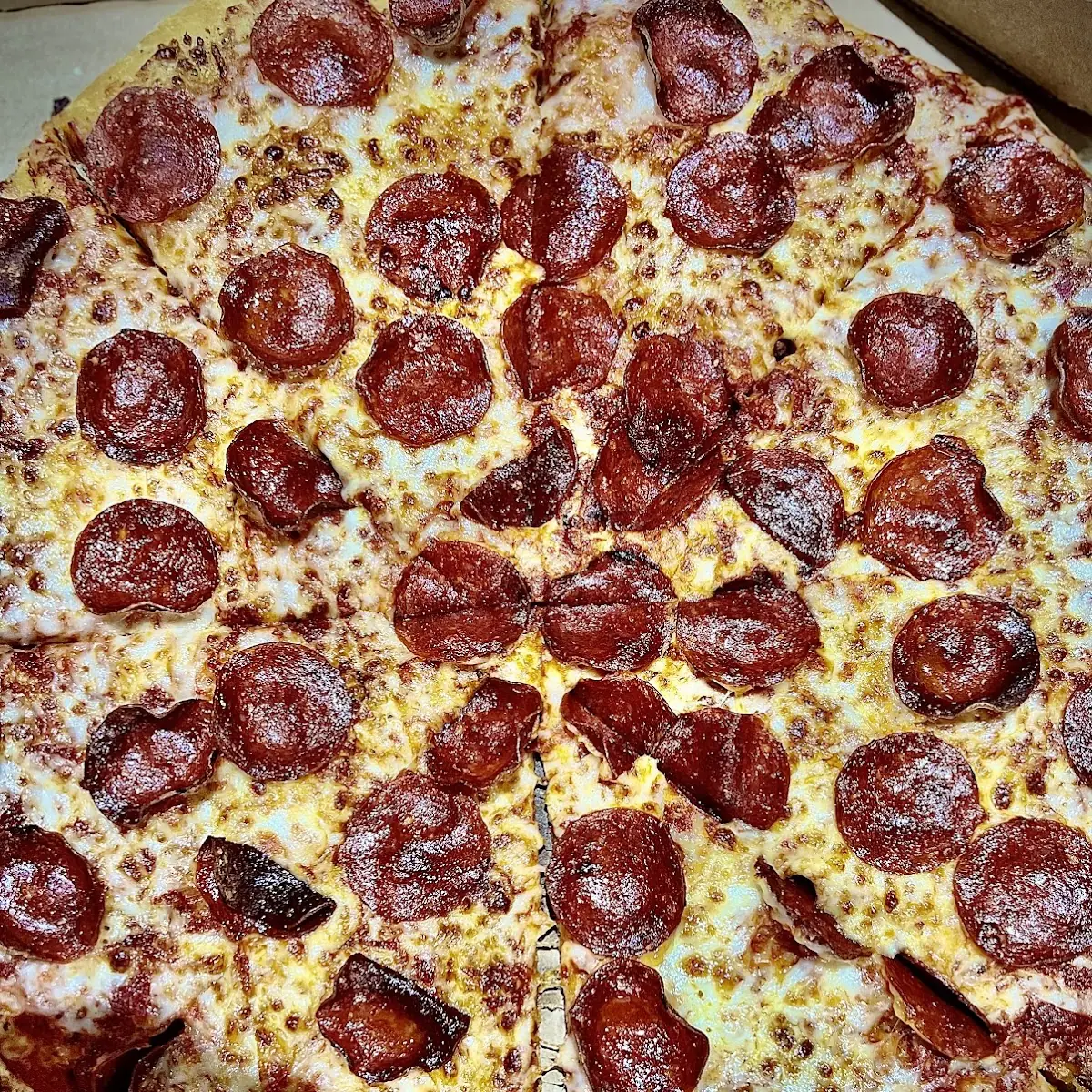 Pepperoni Pizza XL
